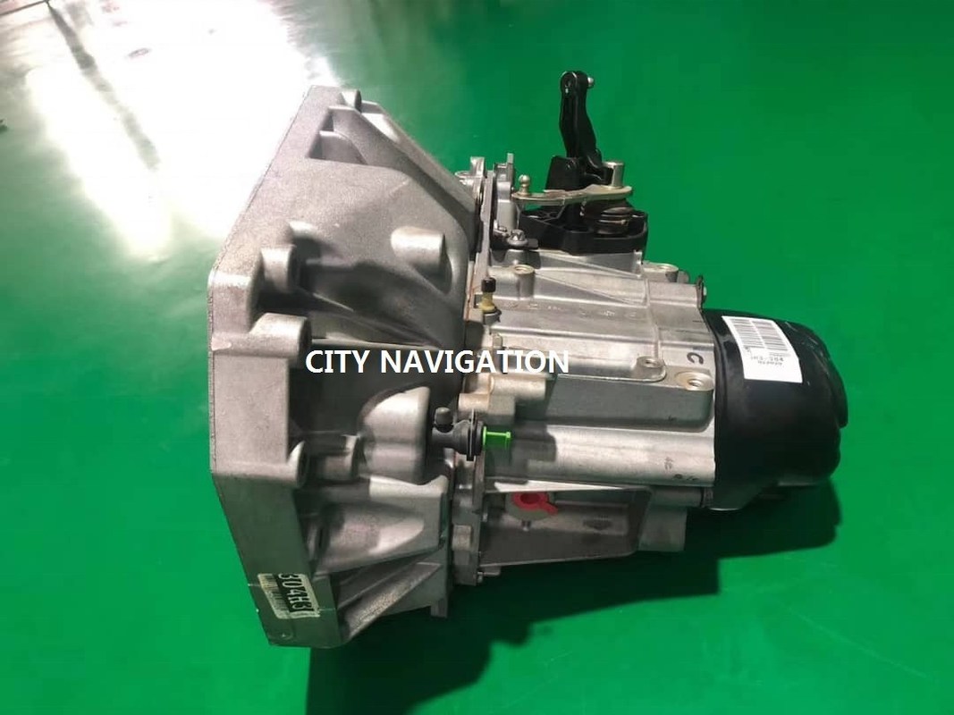 Manual Transmission Gearbox for Nissan HR15